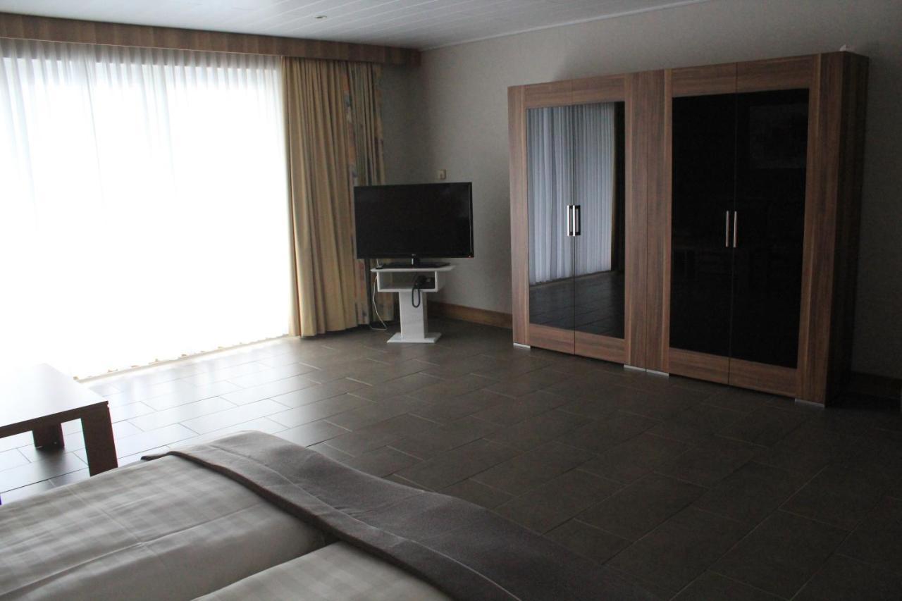 Haus Schieferstein Hotell Dahlem  Exteriör bild