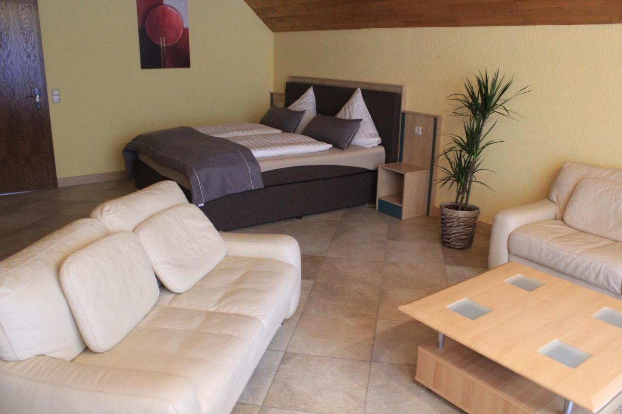 Haus Schieferstein Hotell Dahlem  Exteriör bild